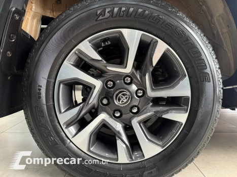 HILUX SW4 2.8 SRX Diamond 4X4 7 Lugares 16V Turbo Intercoole