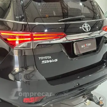 Hilux SW4 SRX 4x4 2.8 TDI 16V Dies. Aut.