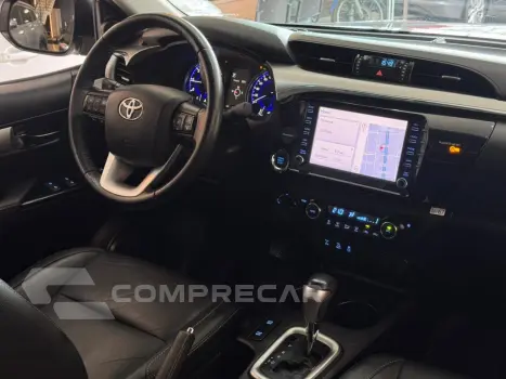 Hilux Caminhonete 2.8 16V SRV 4X4 DIESEL CABINE DUPLA AUTOMÁ