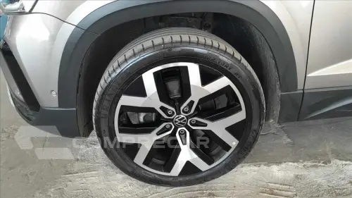 TAOS 1.4 250 TSI TOTAL FLEX HIGHLINE AUTOMÁTICO