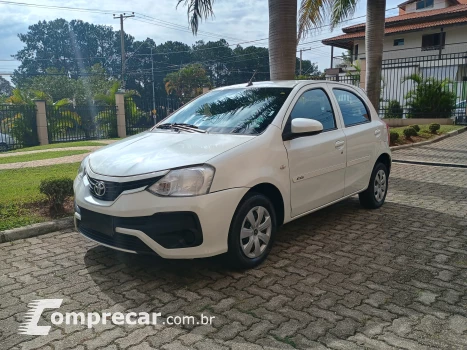 Toyota ETIOS 1.3 X 16V 4 portas