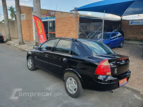 CORSA 1.0 MPFI Maxx Sedan 8V