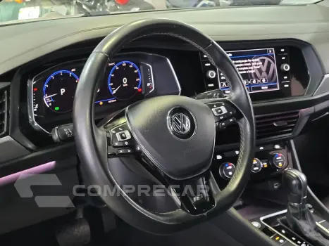 JETTA R-Line 250 TSI 1.4 Flex 16V Aut.