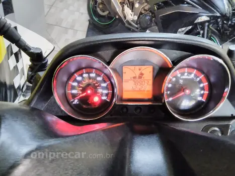 JTZ/DOWNTOWN PEOPLE GT 300I