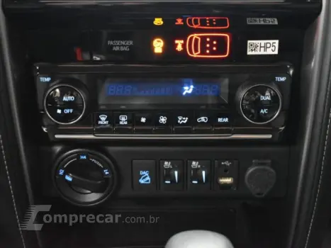 HILUX SW4 - 2.8 D-4D TURBO SRX 4X4 AUTOMÁTICO