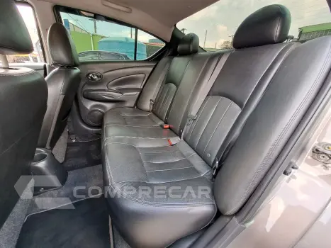 Versa 1.6 16V Flexstart Unique 4P Xtronic
