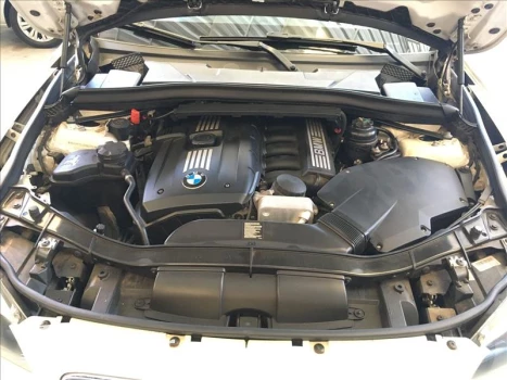 BMW X1 3.0 28I 4X4 24V 4 portas