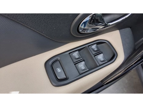 SANDERO 1.6 16V SCE FLEX STEPWAY ICONIC X-TRONIC