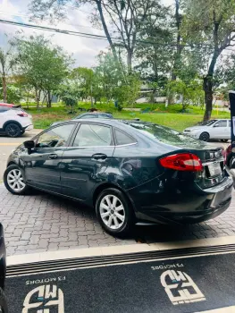 Fiesta Sedan SE 1.6 16V Flex 4p