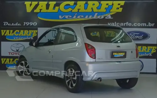 CELTA 1.0 MPFI Life 8V