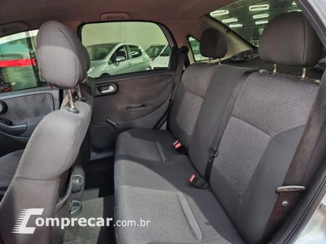 Corsa Sed. Premium 1.4 8V ECONOFLEX 4p