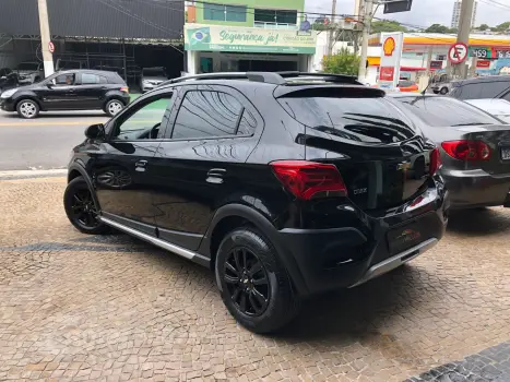 Onix 1.4 Mpfi Activ 8V Flex 4P Automático