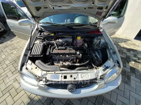Corsa Super 1.6 MPFI 8v 5p