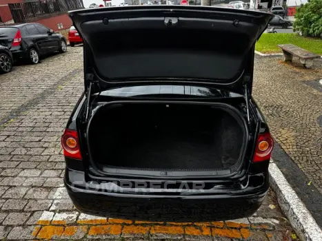 Polo Sed. COMFORT. 1.6 Mi Tot. Flex 8v
