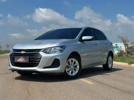 CHEVROLET ONIX 1.0 LT 4 portas