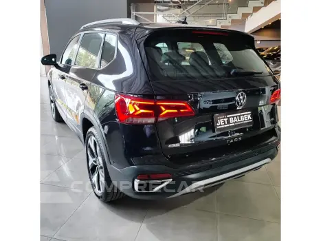 TAOS 1.4 250 TSI TOTAL FLEX HIGHLINE AUTOMÁTICO