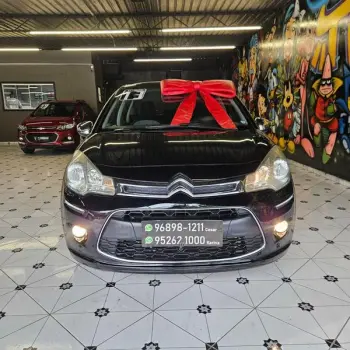 CITROEN C3 120A EXCLUSIV 4 portas
