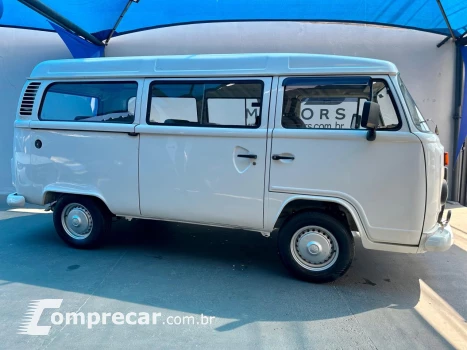 Kombi 1.4 FLEX STD 9 LUGARES