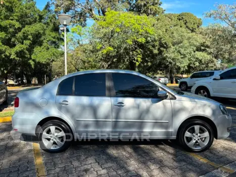 POLO SEDAN 1.6 MI 8V