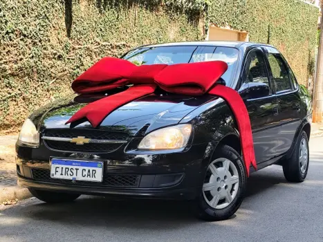 CLASSIC 1.0 MPFI LS 8V FLEX 4P MANUAL