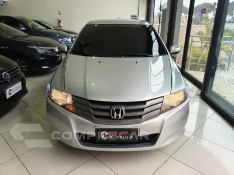 CITY 1.5 DX Sedan 16V