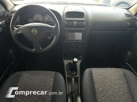 Astra GL 1.8 MPFI 3p