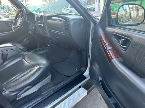 S10 P-Up Executive 2.4 MPFI F.Power CD