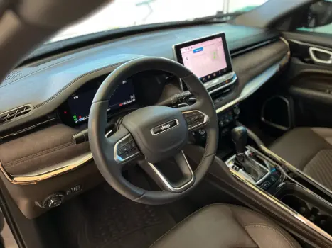 COMMANDER 1.3 T270 TURBO FLEX OVERLAND AT6