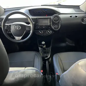 ETIOS PLATINUM Sed. 1.5 Flex 16V 4p Mec.