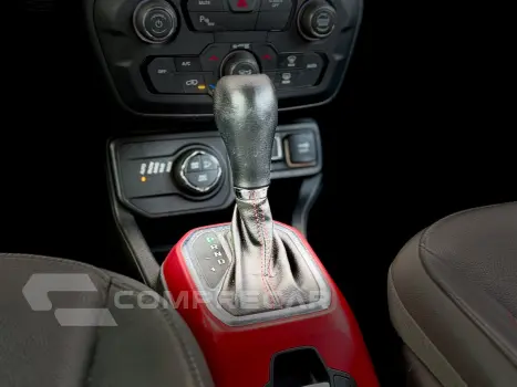 RENEGADE 2.0 16V Turbo Trailhawk 4X4