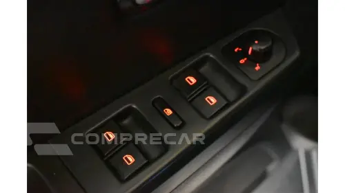 FOX - 1.6 MI ROCK IN RIO 8V 4P MANUAL