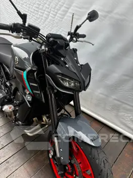 YAMAHA MT-09