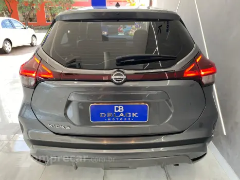 KICKS Active 1.6 16V Flex Aut.