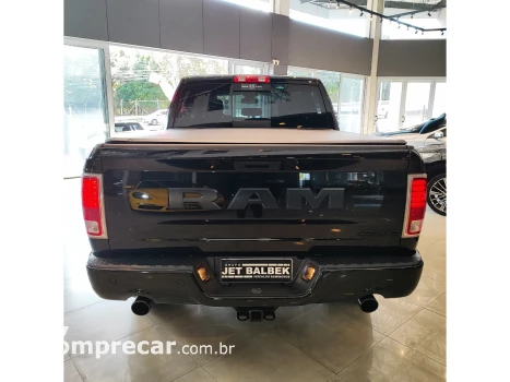 CLASSIC 5.7 V8 GASOLINA LARAMIE NIGHT EDITION CD 4X4 AUTOMÁT