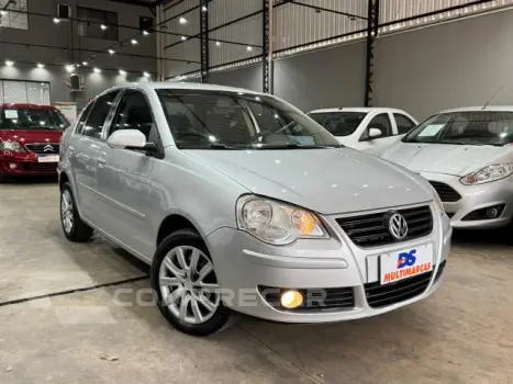 POLO SEDAN - 1.6 MI 8V 4P MANUAL