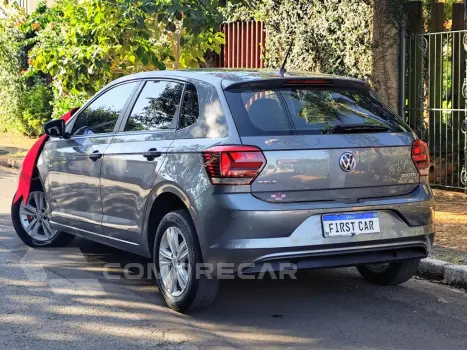 POLO 1.0 200 TSI COMFORTLINE AUTOMÁTICO