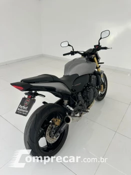 CB 600F HORNET / HONDA