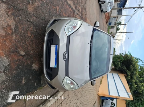 Fiesta 1.6 Mpi Sedan 8V Flex 4P Manual