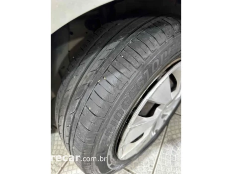 PRISMA 1.4 MPFI LT 8V FLEX 4P MANUAL