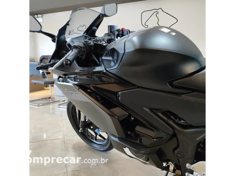 YZF R-3 321