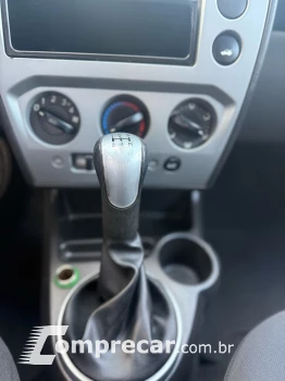 Fiesta Sed. 1.6 8V Flex 4p