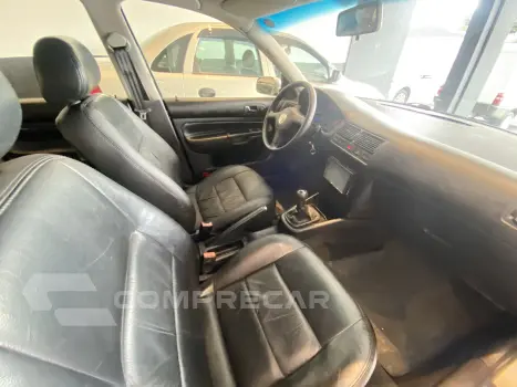 GOLF 2.0 MI 8V