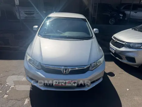 Honda Civic Sedan LXS 1.8/1.8 Flex 16V Aut. 4p 4 portas