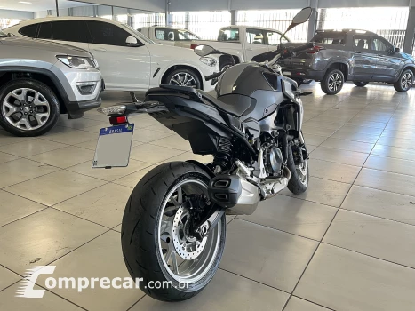 F900 R SPORT