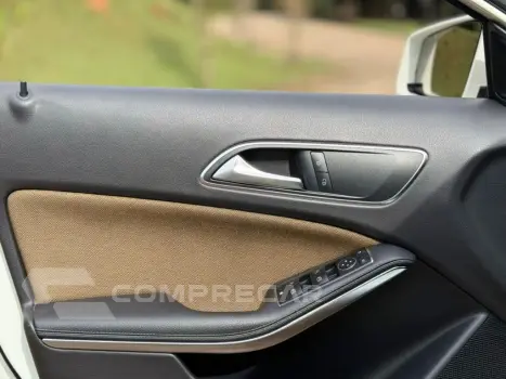 GLA 200 Style 1.6 TB 16V/Flex Aut.