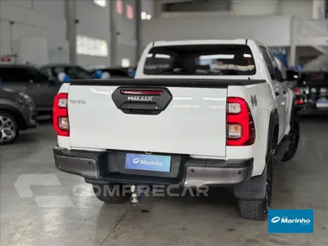 HILUX 2.8 D-4D TURBO DIESEL CD CONQUEST 4X4 AUTOM