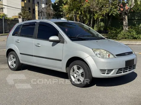 FORD FIESTA 1.0 MPI Personnalité 8V 4 portas