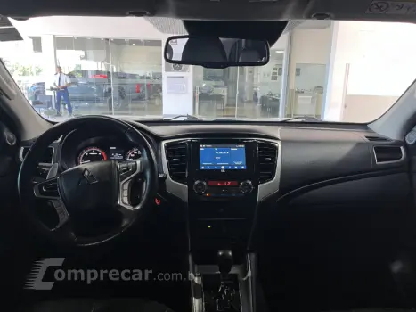 L200 TRITON 2.4 16V Turbo Sport Hpe-s CD 4X4