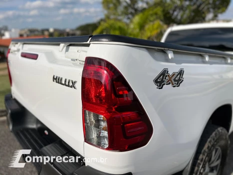 HILUX 2.8 D-4D TURBO DIESEL CS 4X4 MANUAL