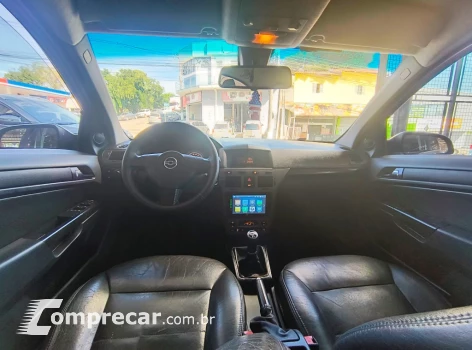 VECTRA 2.0 MPFI GT Hatch 8V